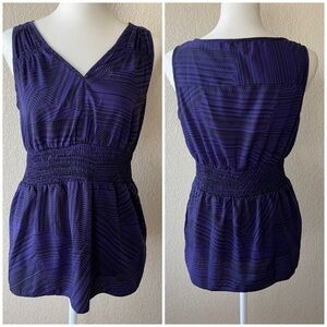 Banana Republic sleeveless blouse - x-small